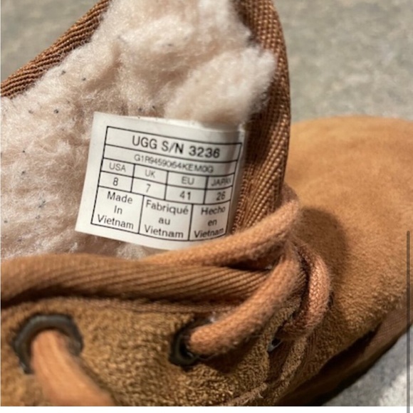MENS UGG BOOTS - Picture 3 of 5